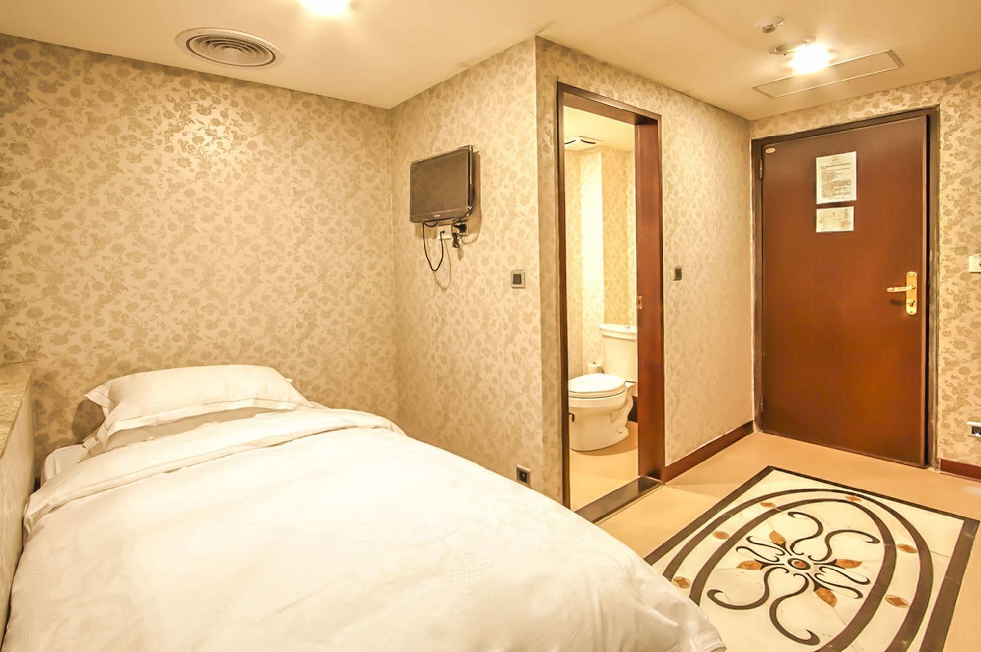 Royal Seasons Hotel Beitou Тайпей Екстериор снимка
